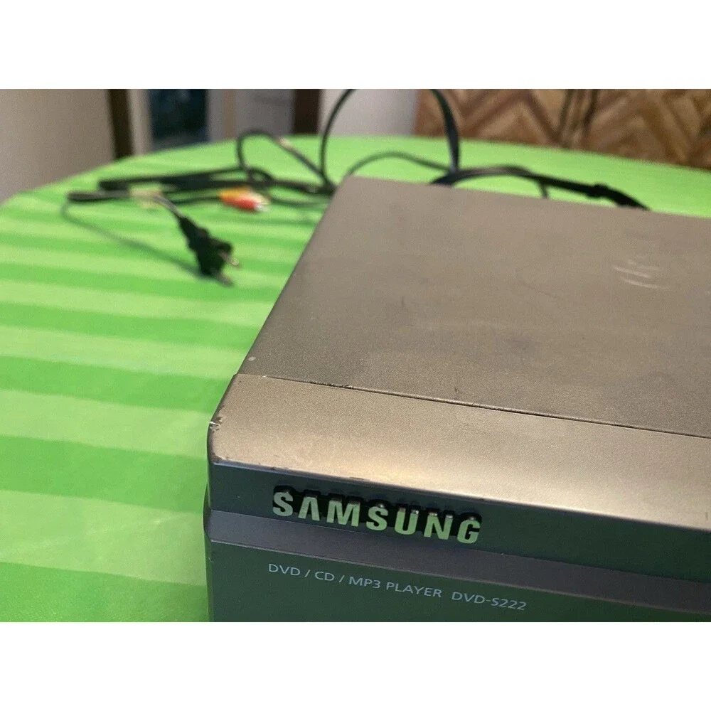 SAMSUNG DVD/CD/MP3 Player DVD-5222 TESTED With Remote